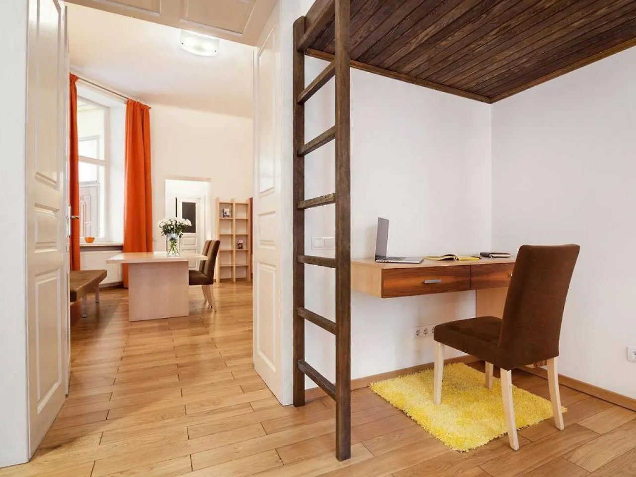 Large & Modern Flat With Balcony In Heart Of Lviv Apartment