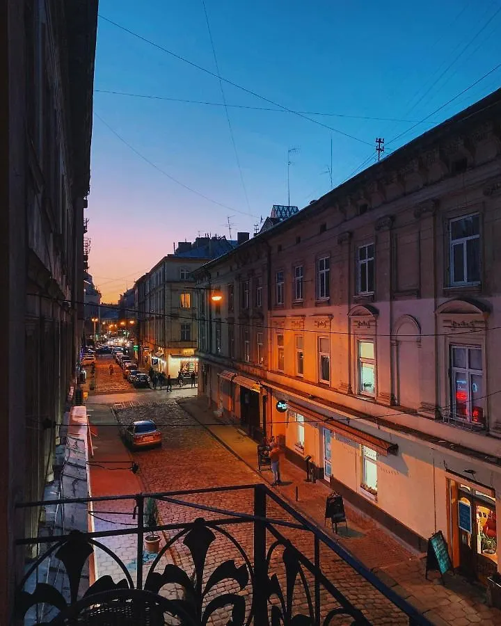 Large & Modern Flat With Balcony In Heart Of Lviv location